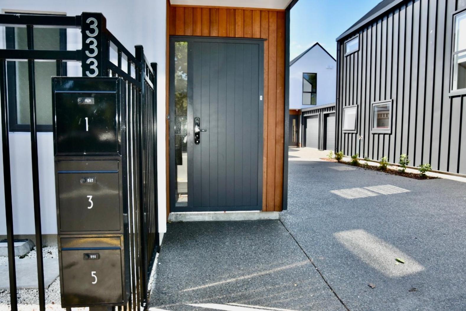 Brand New Close To Cbd 3 Bed 3 Bath With Garage 基督城 外观 照片